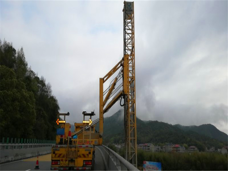 威海橋梁檢查車(chē)出租，煙臺(tái)路橋檢測(cè)車(chē)租賃性能穩(wěn)定